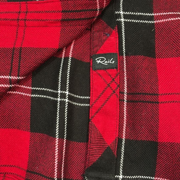 Rails Top Blouse S Casual Button-down Long Sleeve Plaid Red and Black EUC - Picture 7 of 10